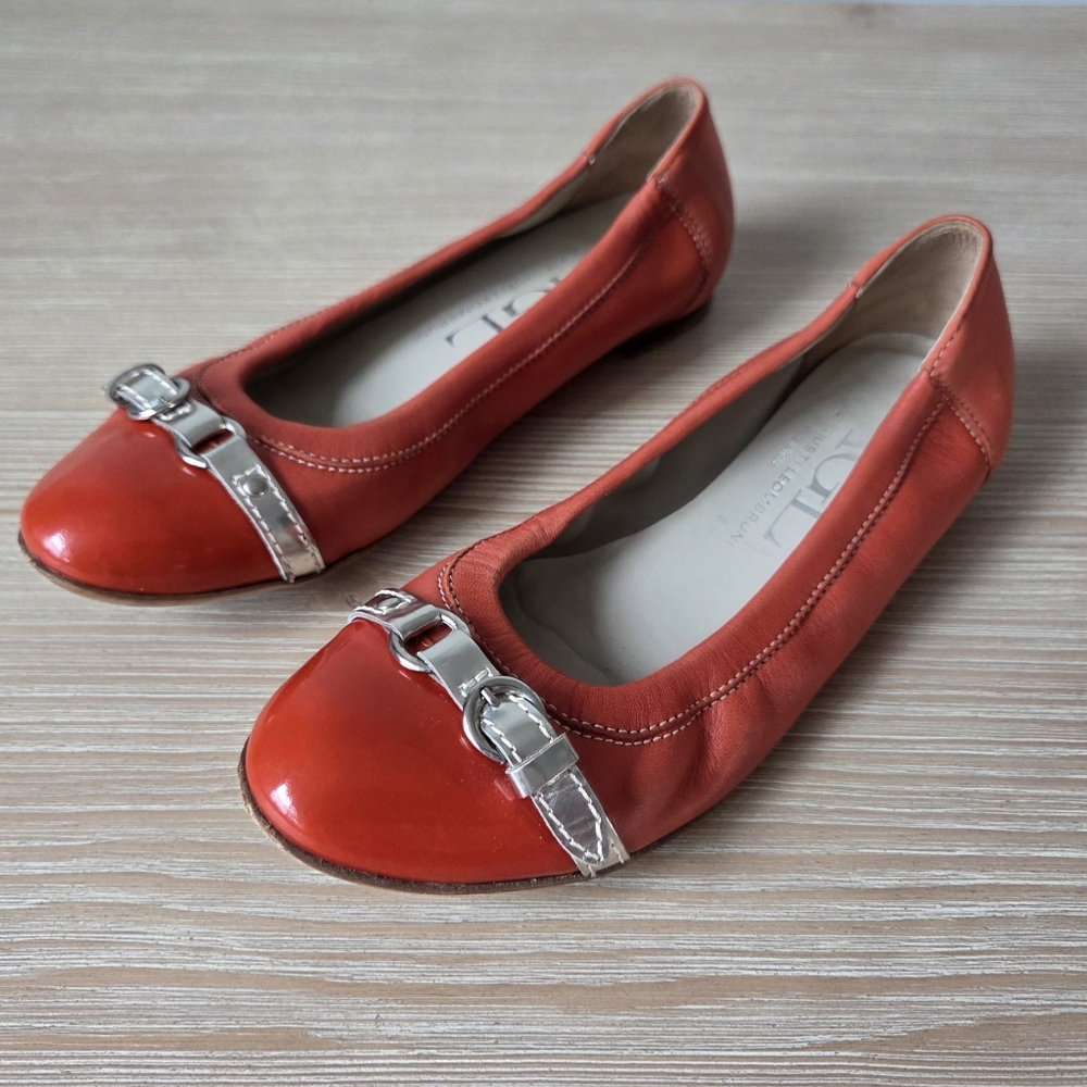 AGL Leather Ballet Flats Cap Toe Buckle Detail Made in Italy Womens Size 38